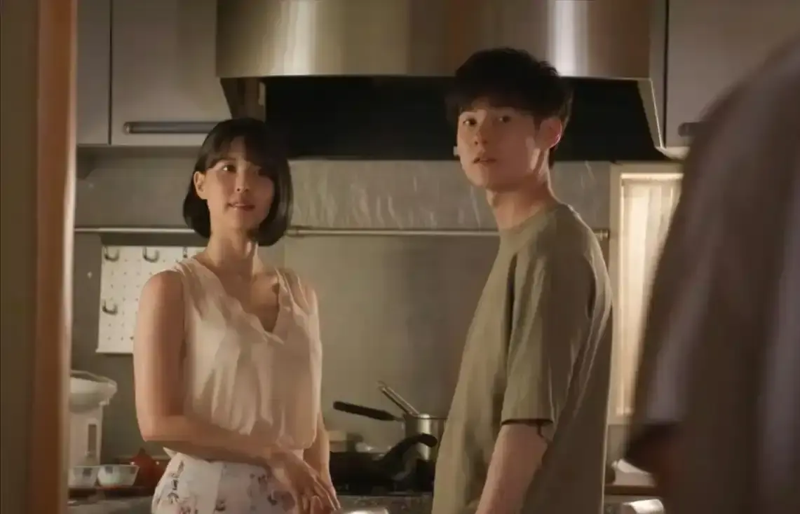 催泪情感大作《漂亮的女邻居5》高清未删减全集 - 林薇苏婉雨夜谜局中文版 - 无广告免费在线看超清资源