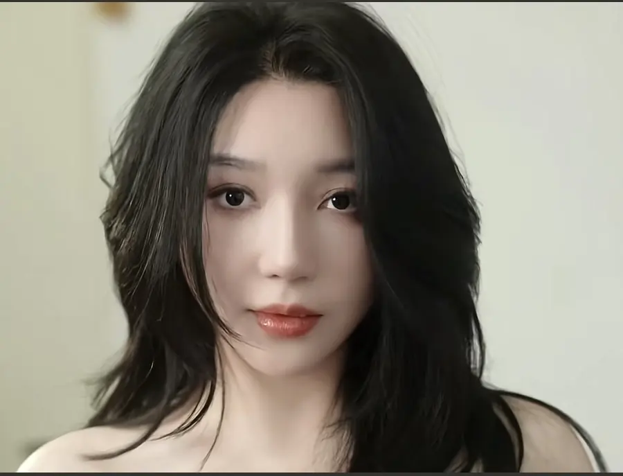 《教母eily三部曲》Eily全部作品合集免费下载-短剧三人行在线看HD高清无删减-教母eily三部曲全集完整版